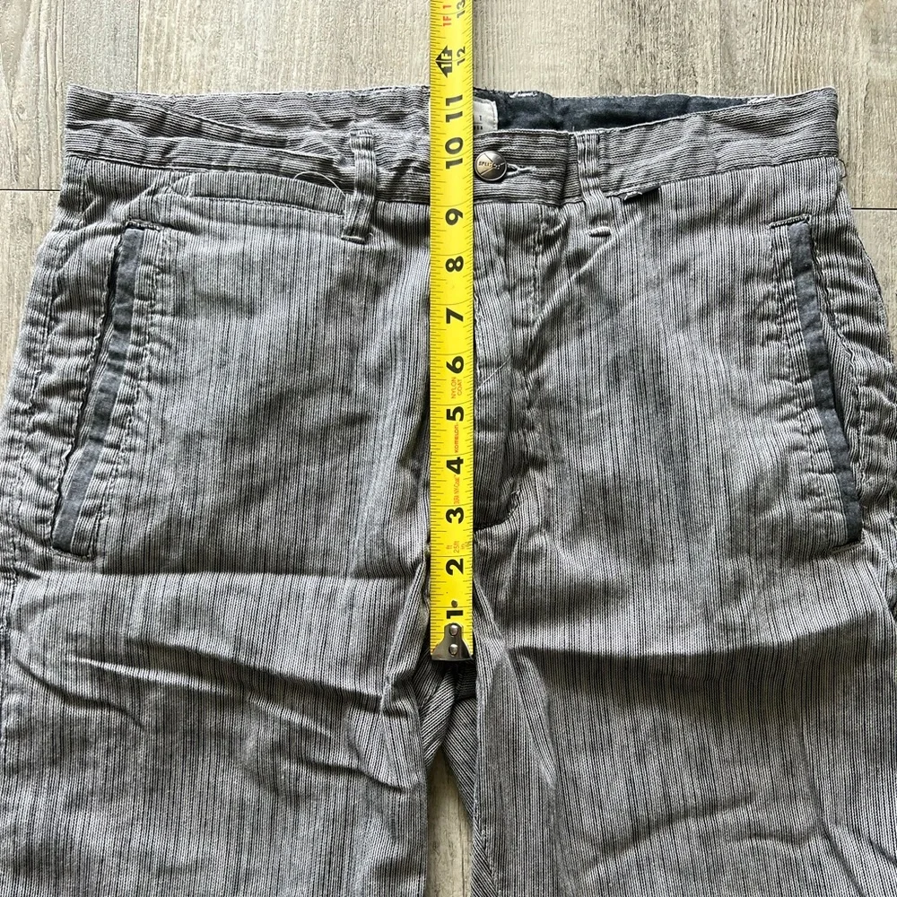 Mens Gray Casual Shorts Size 30 Classic Fit Flat Front Summer Split Co USA - Picture 10 of 11